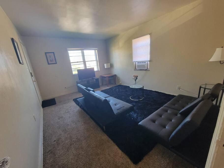 Furnished 1-Bedroom In Dayton! Exterior photo